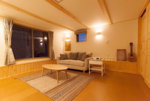 0.5Ｆのインサイドストッカーです。隠し部屋のようなわくわく感がたまりません。贅沢な広々ＷＩＣとして使えますし、お勧めはシアタールームです！我が家でリッチな時間をお過ごしください。